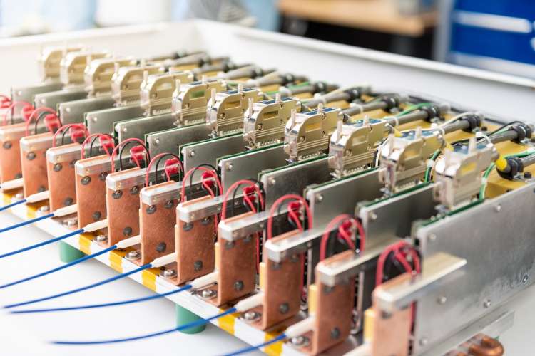 Components of the mobile visible ground beacon